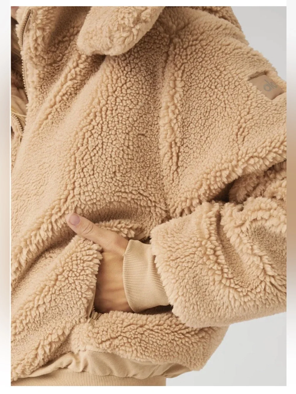 Alo Yoga Foxy Sherpa Jacket in Camel